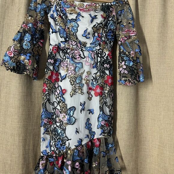 NWT Alexia AdmorMulti Sequined Embroidered Off
Shoulder Midi Dress Size 4 NWT - Picture 9 of 13